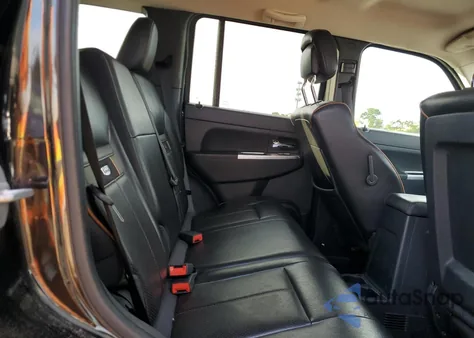 2011 Jeep Liberty Sport z USA, uszkodzony, nr VIN 1J4PN2GK5BW563378